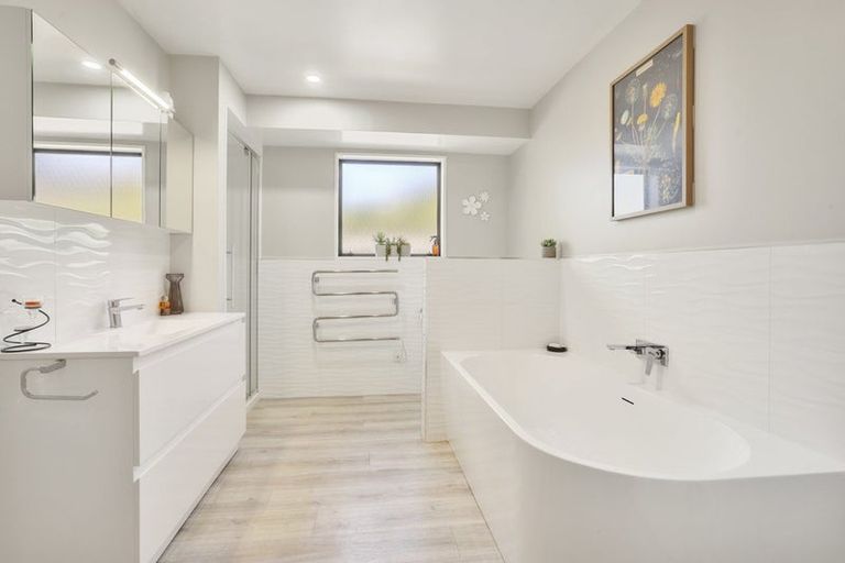 Photo of property in 17 Windsor Court, Rangiora, 7400