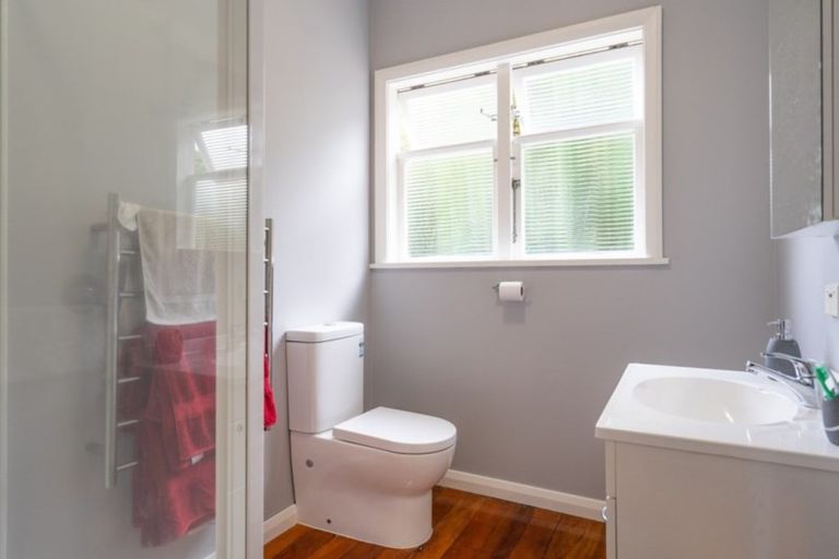 Photo of property in 3a Jeep Road, Raumati South, Paraparaumu, 5032