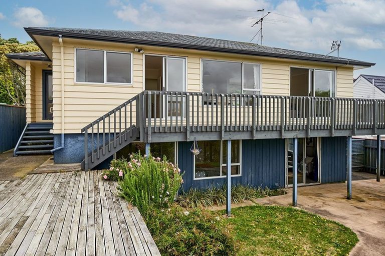 Photo of property in 13 Rajkot Terrace, Broadmeadows, Wellington, 6035