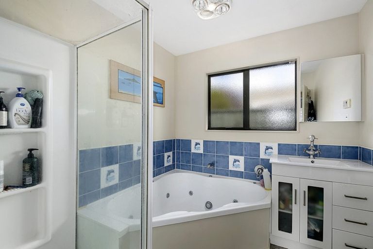 Photo of property in 33 Stephen Street, Trentham, Upper Hutt, 5018