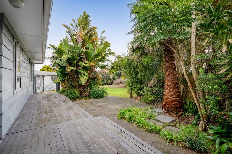 Photo of property in 5a Oleander Place, Bell Block, New Plymouth, 4312