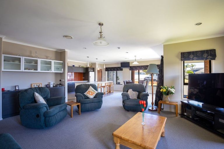 Photo of property in 59 Lismore Street, Merrilands, New Plymouth, 4312