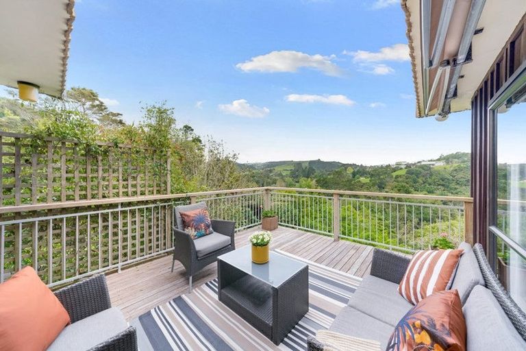 Photo of property in 18 Redmount Place, Red Hill, Papakura, 2110