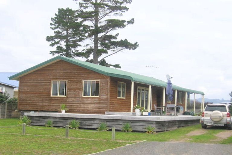 Photo of property in 177 Kowhai Avenue, Matarangi, Whitianga, 3592