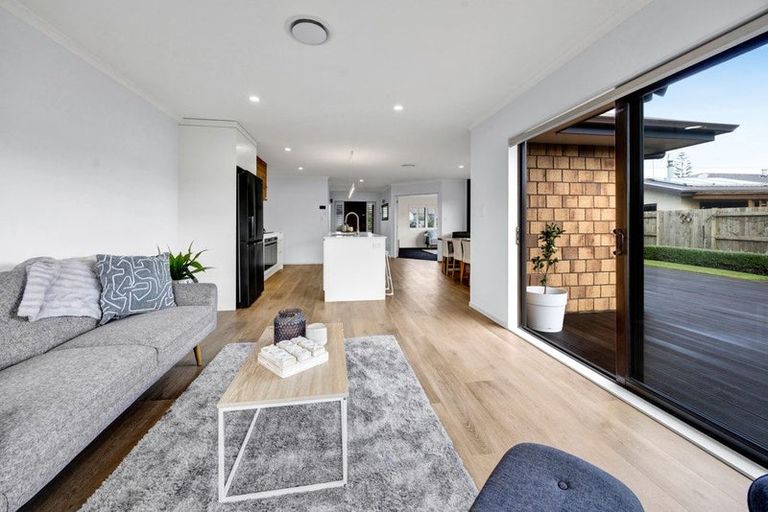 Photo of property in 5 Marlin Terrace, Bell Block, New Plymouth, 4312