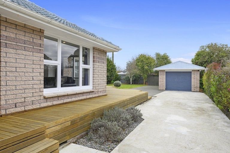 Photo of property in 34 Tomrich Street, Aranui, Christchurch, 8061