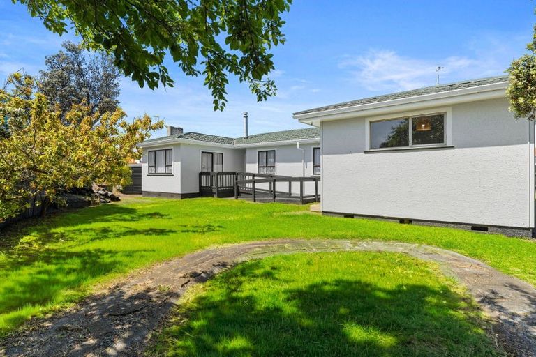 Photo of property in 19 Omori Place, Castlecliff, Whanganui, 4501
