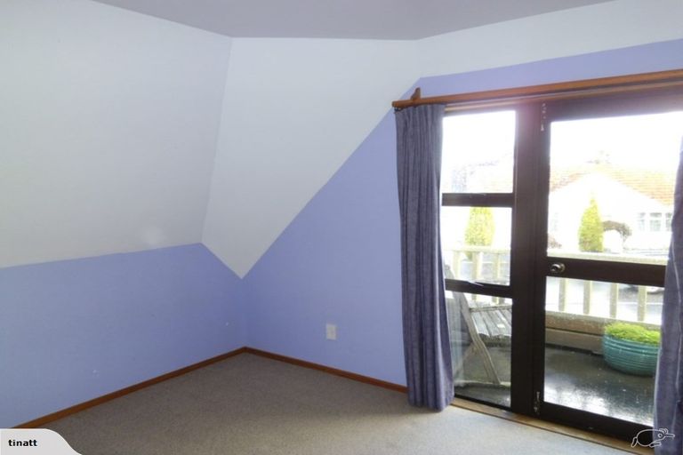 Photo of property in 3 Pahiatua Street, Hokowhitu, Palmerston North, 4410