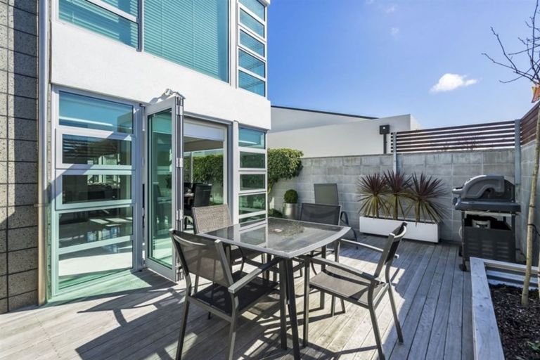 Photo of property in 41 Winchester Street, Merivale, Christchurch, 8014