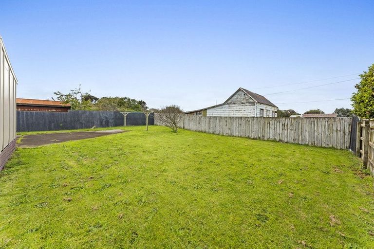 Photo of property in 5 Oxford Street, Patea, 4520