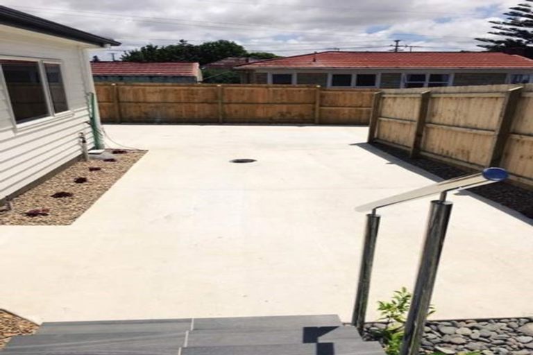 Photo of property in 66b Pomaria Road, Henderson, Auckland, 0610