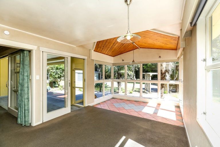 Photo of property in 1252 Devon Road, Sentry Hill, New Plymouth, 4373