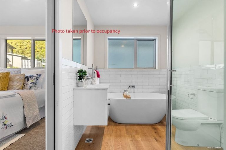 Photo of property in 18b Rarangi Way, Owhiro Bay, Wellington, 6023