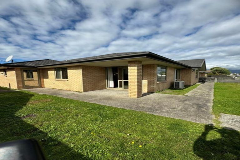 Photo of property in 15 Queen Street, Westport, 7825