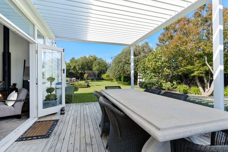 Photo of property in 63 Dublin Street, Martinborough, 5711