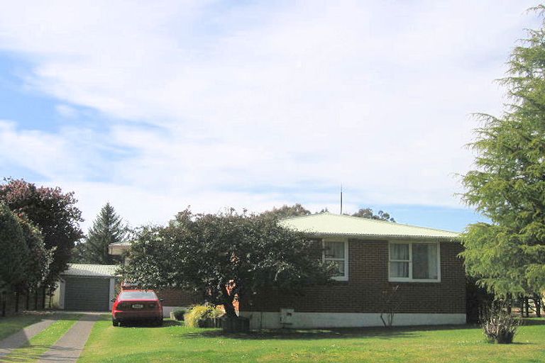 Photo of property in 16 Simmonds Crescent, Springfield, Rotorua, 3015