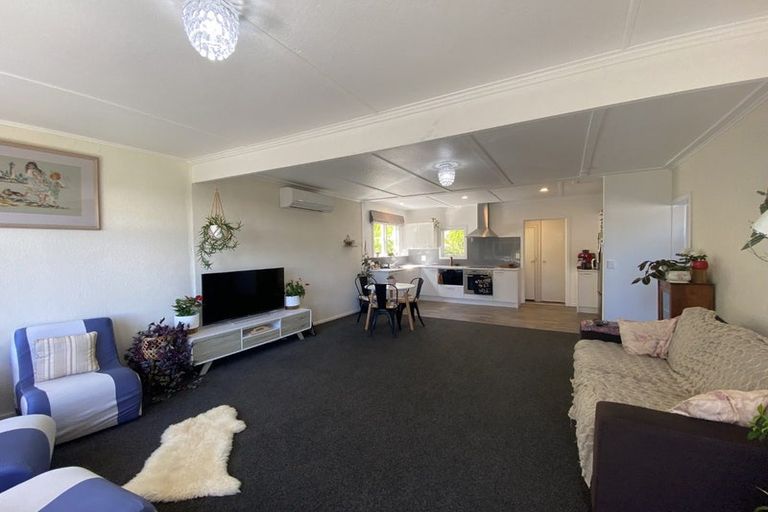 Photo of property in 110a Cook Street, Marfell, New Plymouth, 4310
