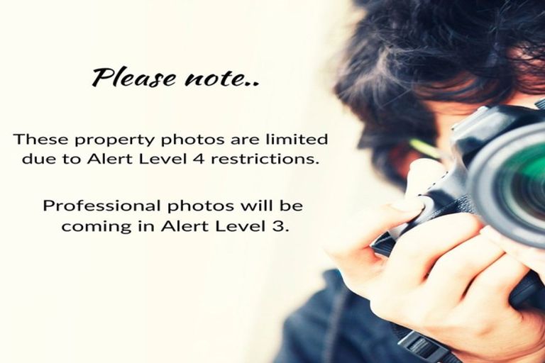 Photo of property in 1 Riverpark Crescent, Henderson, Auckland, 0610