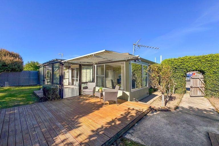 Photo of property in 2/59 Gardiners Road, Bishopdale, Christchurch, 8051