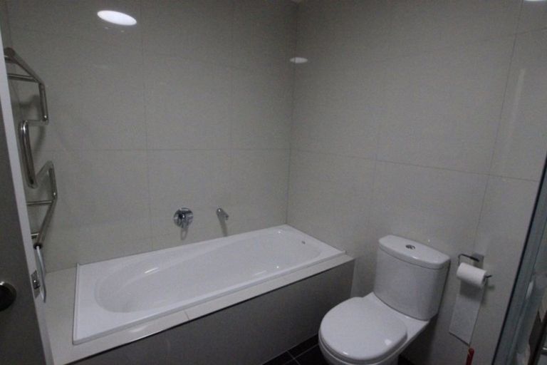 Photo of property in 32/5 Perekia Street, Albany, Auckland, 0632