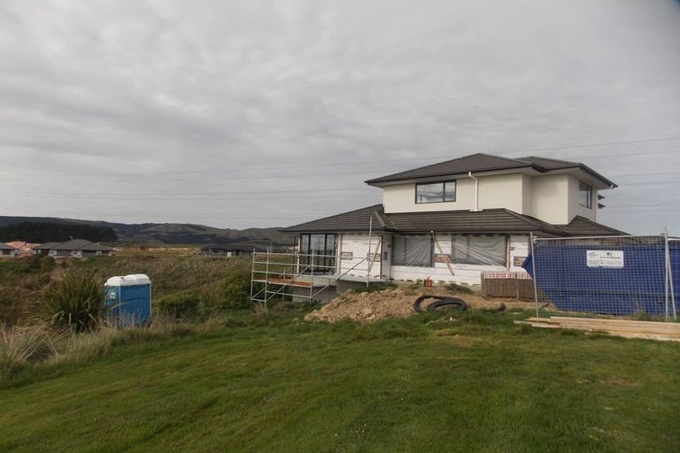 Photo of property in 9 Gibraltar Way, Fitzherbert, Palmerston North, 4410