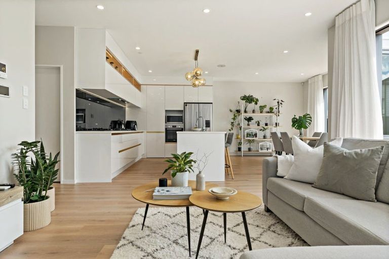 Photo of property in 25 Roa Avenue, Hobsonville, Auckland, 0616