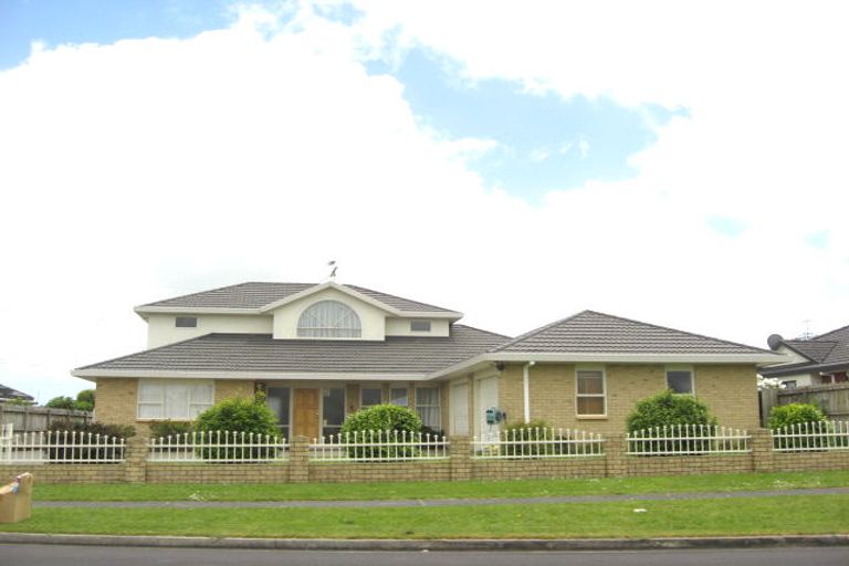 Photo of property in 37 Longford Park Drive, Takanini, 2112