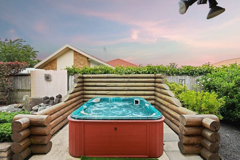 Photo of property in 10 Anchor Close, Flagstaff, Hamilton, 3210