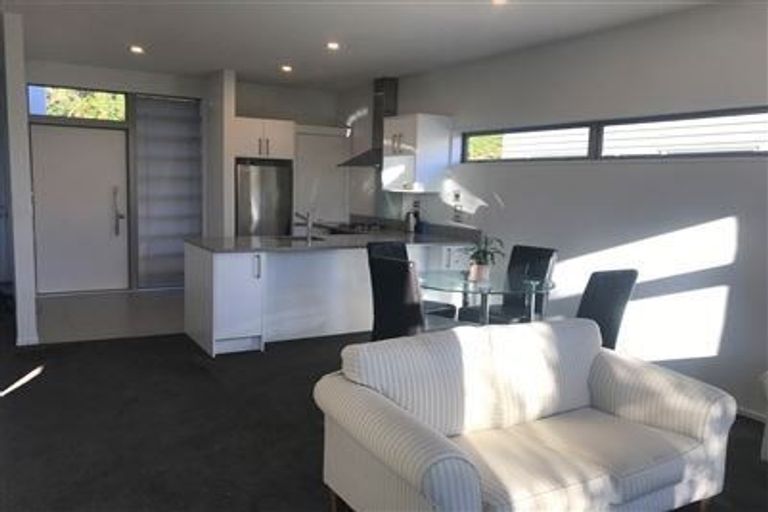 Photo of property in 110c Hamilton Avenue, Ilam, Christchurch, 8041