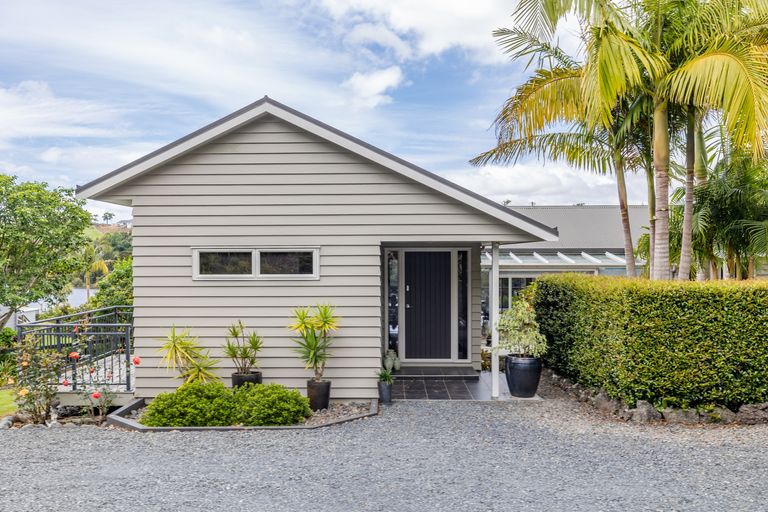 Photo of property in 64b Mission Road, Kerikeri, 0230