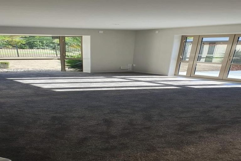 Photo of property in 207a Wainoni Road, Avondale, Christchurch, 8061