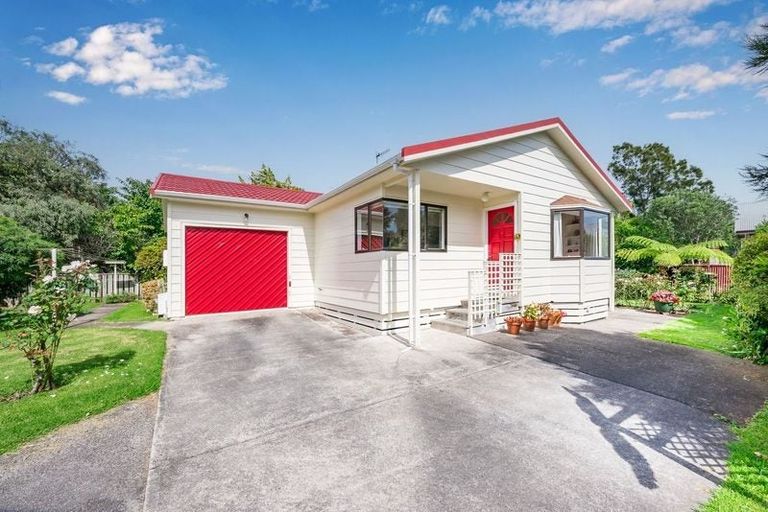Photo of property in 27 Rimu Road, Raumati Beach, Paraparaumu, 5032