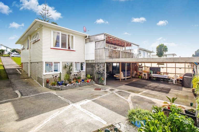 Photo of property in 46 Ranui Avenue, Ranui, Auckland, 0612