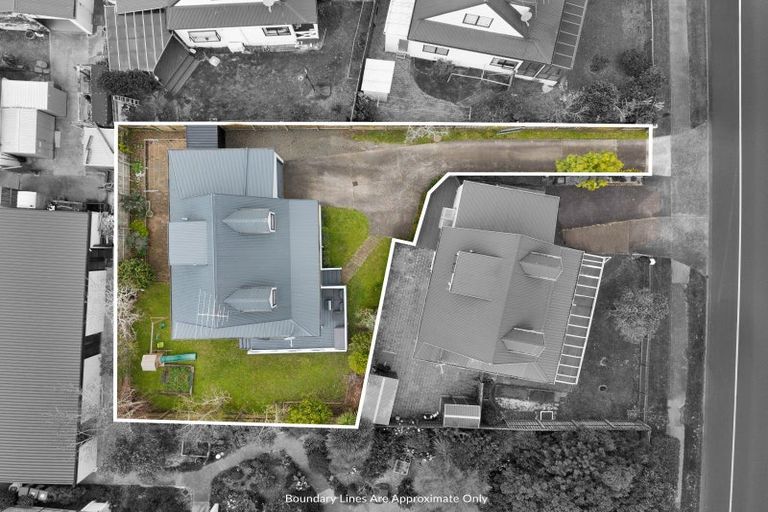 Photo of property in 80b Aviemore Drive, Highland Park, Auckland, 2010