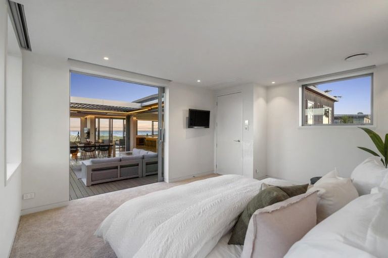 Photo of property in 38 Rita Way, Omaha, 0986