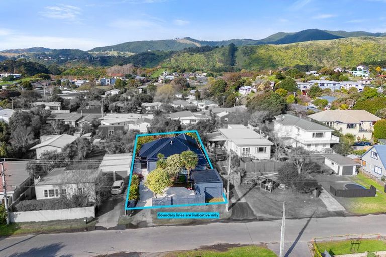 Photo of property in 7 Dale Road, Raumati South, Paraparaumu, 5032