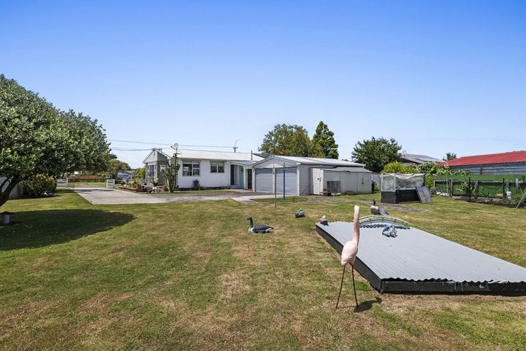 Photo of property in 32 Grey Street, Normanby, Hawera, 4614