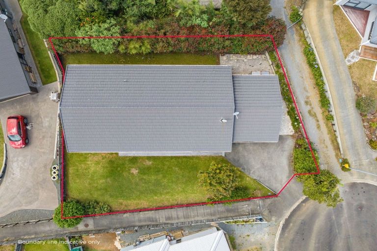 Photo of property in 10 Frangipani Street, Cable Bay, 0420