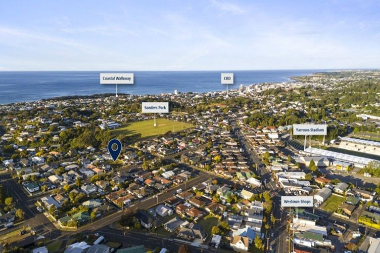 Photo of property in 6 Massey Street, Westown, New Plymouth, 4310