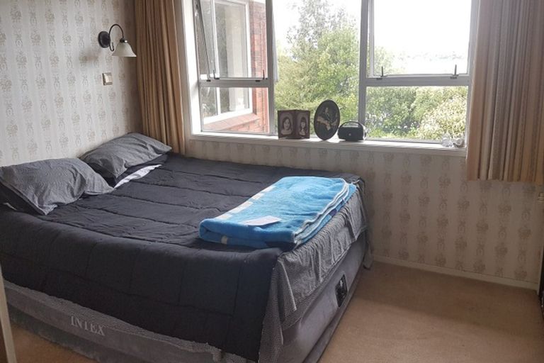 Photo of property in 2 Shepherds Road, Papakura, 2110