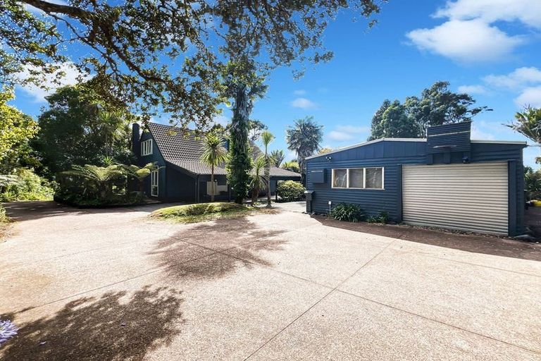Photo of property in 9 Brownie Road, Laingholm, Auckland, 0604