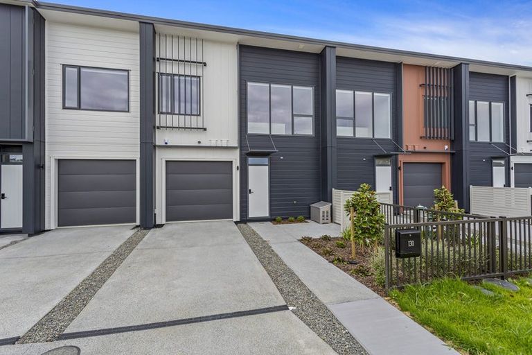 Photo of property in 105 Nganui Avenue, Takanini, Auckland, 2112