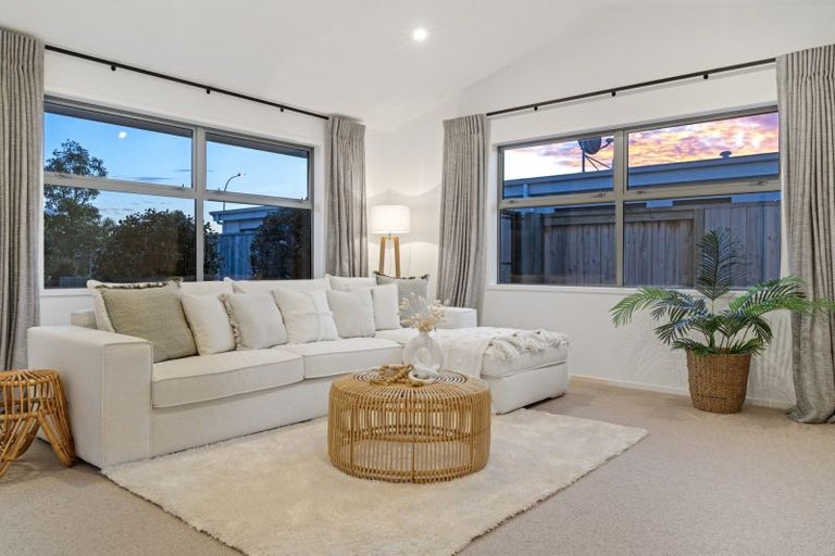 Photo of property in 107 The Boulevard, Papamoa Beach, Papamoa, 3118