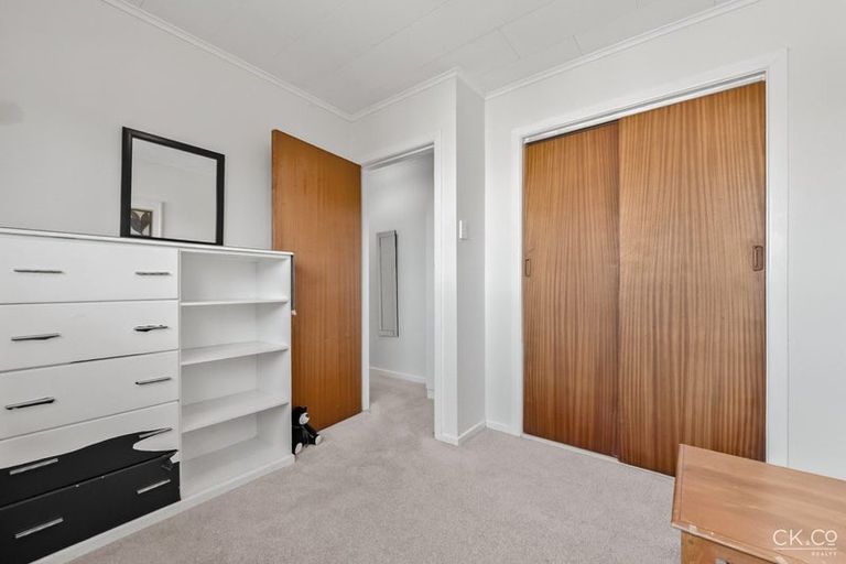 Photo of property in 962b High Street, Avalon, Lower Hutt, 5011