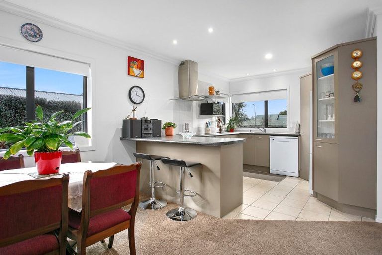 Photo of property in 11a Fairburn Place, Leamington, Cambridge, 3432