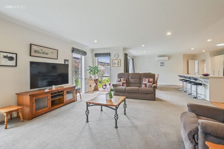 Photo of property in 12 Hakatere Road, Pegasus, 7612