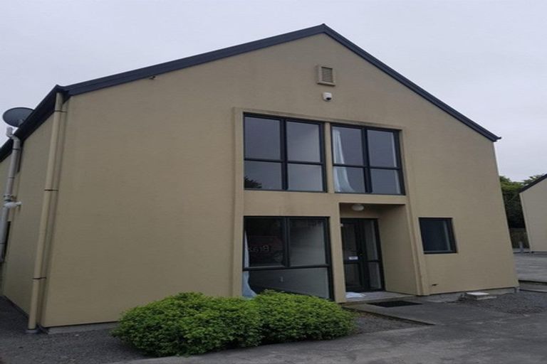 Photo of property in 120c Elizabeth Street, Riccarton, Christchurch, 8041