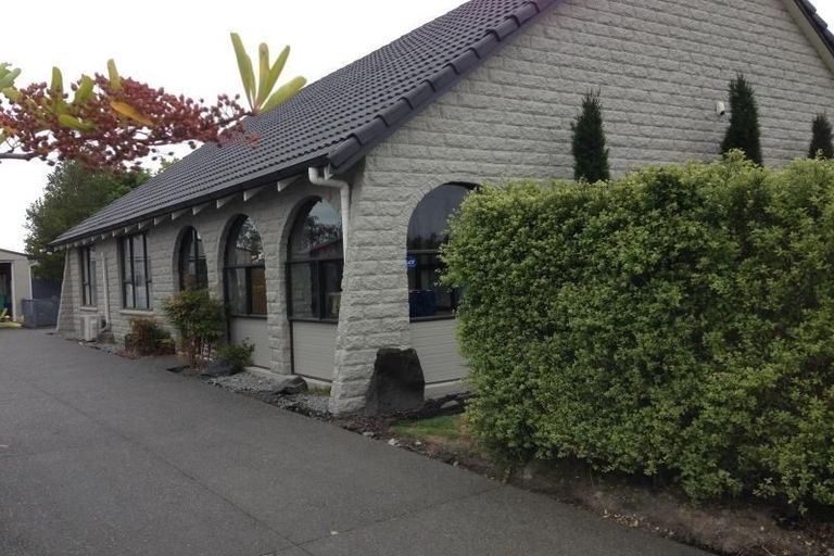 Photo of property in 56 Grimseys Road, Redwood, Christchurch, 8051