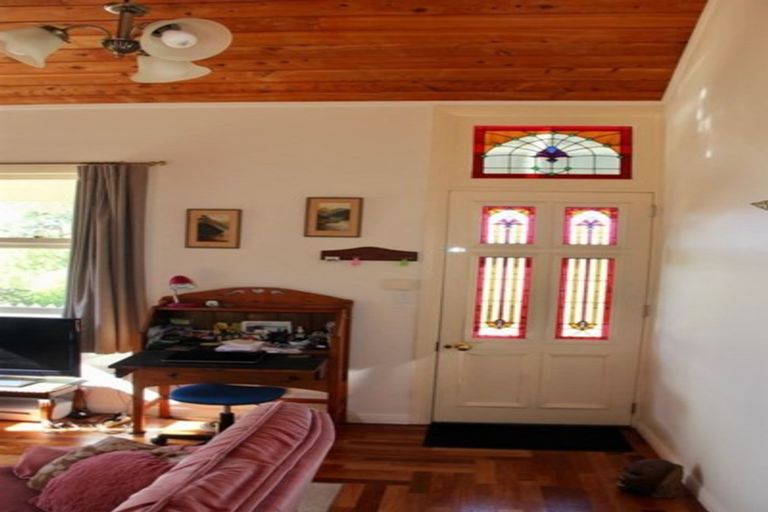 Photo of property in 152 Moewai Road, Whitianga, 3591