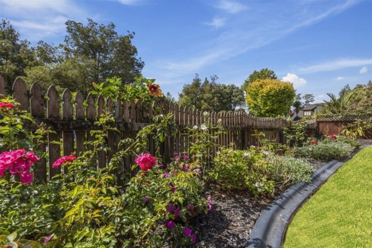 Photo of property in 22 Moorgreen Heights, Torbay, Auckland, 0630